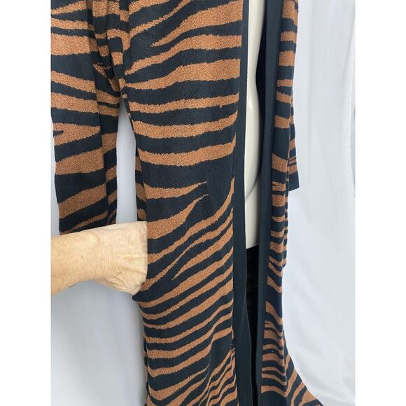 Marie Oliver Cardigan Sweater Women Medium Black Brown Animal Print Pockets Long - Picture 2 of 10